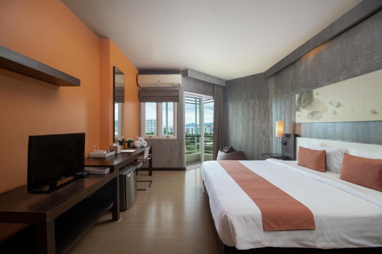 Silathip Huahin Serviced Apartment & Hotel Exterior photo