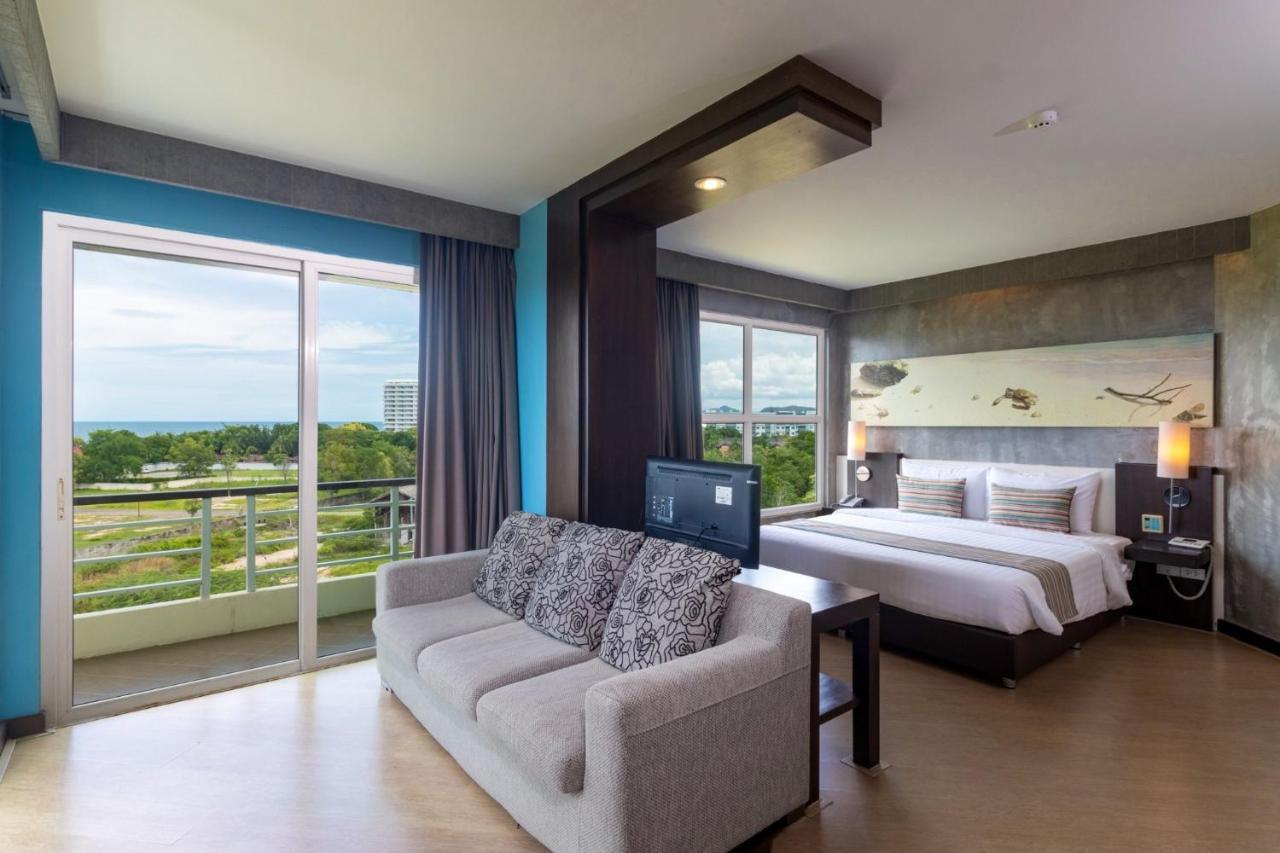 Silathip Huahin Serviced Apartment & Hotel Exterior photo