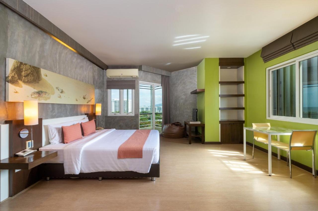 Silathip Huahin Serviced Apartment & Hotel Exterior photo
