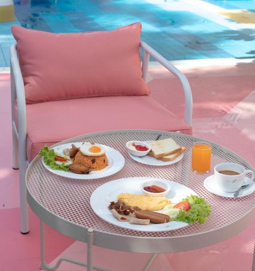 Silathip Huahin Serviced Apartment & Hotel Exterior photo