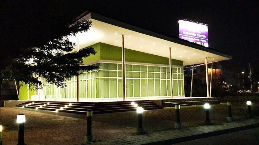 Silathip Huahin Serviced Apartment & Hotel Exterior photo