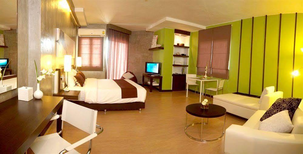 Silathip Huahin Serviced Apartment & Hotel Exterior photo